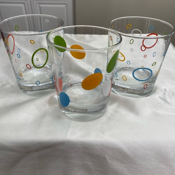 EUC 3 IKEA FLAT TUMBLER GLASSES WITH COLOURED CIRCLES AND SPOTS - Picture 3 of 6